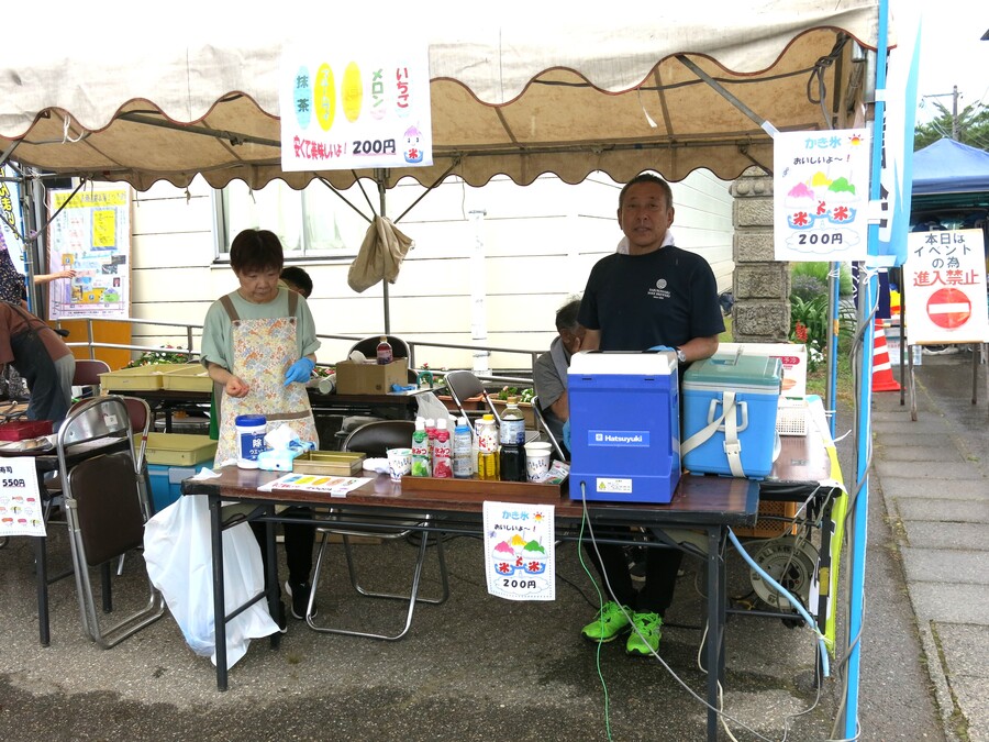 お寿司や生菓子、かき氷はいかが~!