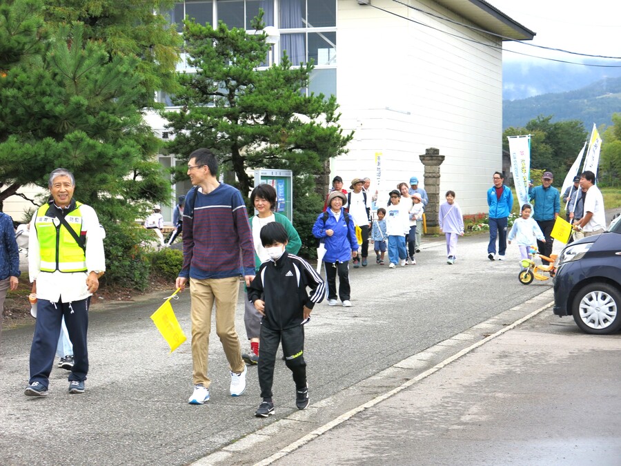 準備運動をして、さぁ出発~🚶♀️